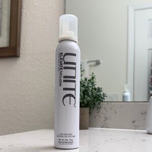 Unite Elevate Mousse volume foam